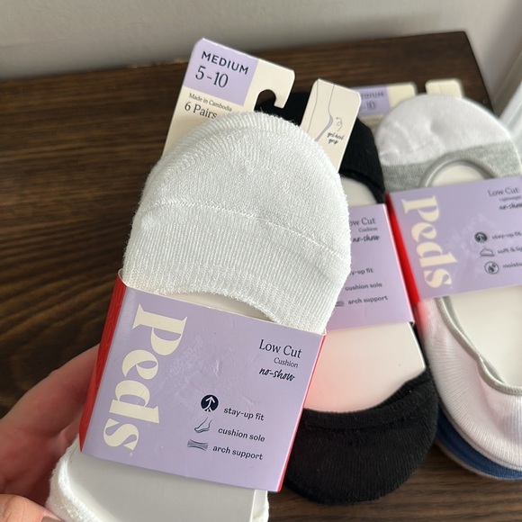 NEW Bundle of 3 Peds Low Cut Socks - Picture 2 of 4